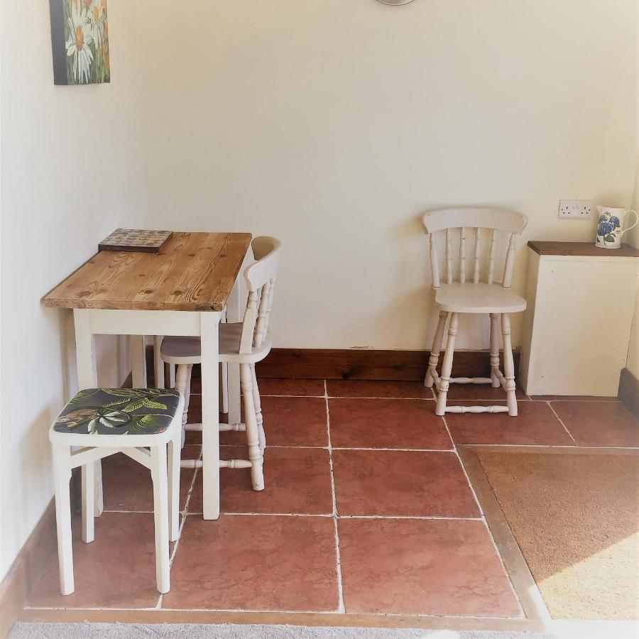 Meg'S Cottage Taunton Ngoại thất bức ảnh